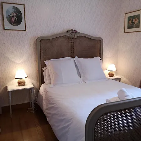 Дом отдыха La Roseliere Maison Plain Pied Confortable Belle Decoration Jardin Magnifique Parking Privatif A 10 Mn A Pied Centre Ville Bayeux Proche Plages Du Debarquement Et Omaha Beach *