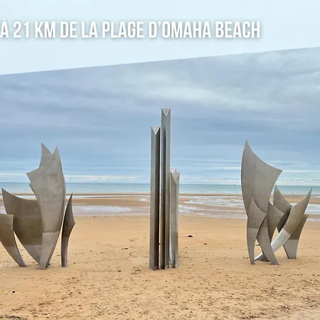 La Roseliere Maison Plain Pied Confortable Belle Decoration Jardin Magnifique Parking Privatif A 10 Mn A Pied Centre Ville Bayeux Proche Plages Du Debarquement Et Omaha Beach * Байе