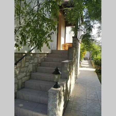 La Roseliere Maison Plain Pied Confortable Belle Decoration Jardin Magnifique 10 Mn A Pied Centre Proche Plages Du Debarquement 바이외