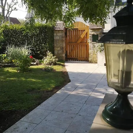 La Roseliere Maison Plain Pied Confortable Belle Decoration Jardin Magnifique Parking Privatif A 10 Mn A Pied Centre Proche Plages Du Debarquement Et Omaha * Bayeux