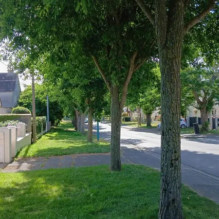 Ferienhaus La Roseliere Maison Plain Pied Confortable Belle Decoration Jardin Magnifique Parking Privatif A 10 Mn A Pied Centre Proche Plages Du Debarquement Et Omaha *
