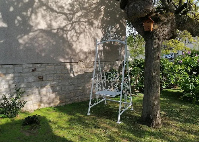 La Roseliere Maison Plain Pied Confortable Belle Decoration Jardin Magnifique Parking Privatif A 10 Mn A Pied Centre Proche Plages Du Debarquement Et Omaha *