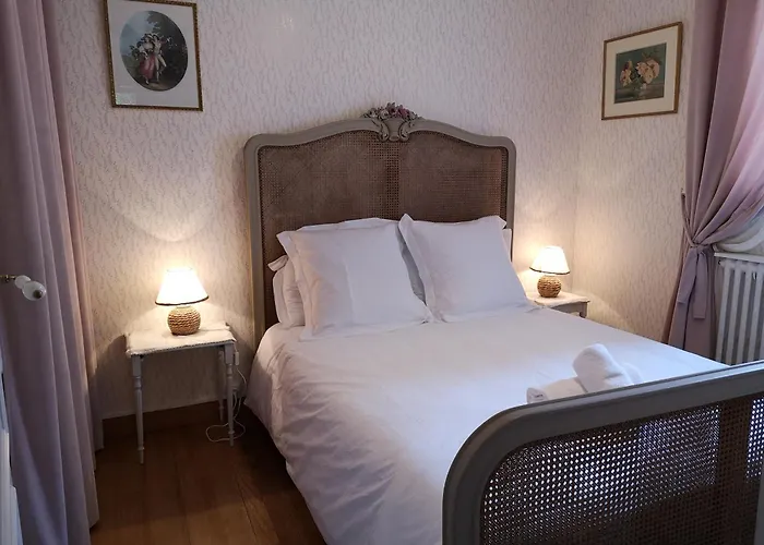 Ferienhaus La Roseliere Maison Plain Pied Confortable Belle Decoration Jardin Magnifique Parking Privatif A 10 Mn A Pied Centre Proche Plages Du Debarquement Et Omaha *